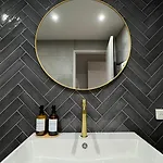 Apartment Elegant Avec Jacuzzi *